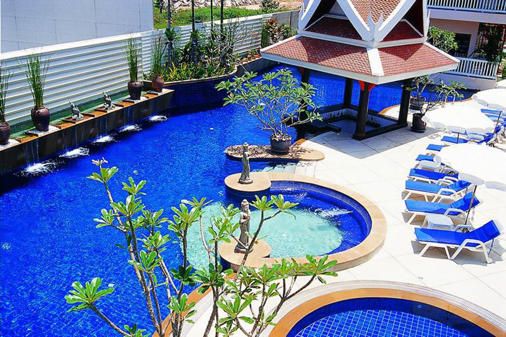 Kata Poolside Resort image 1